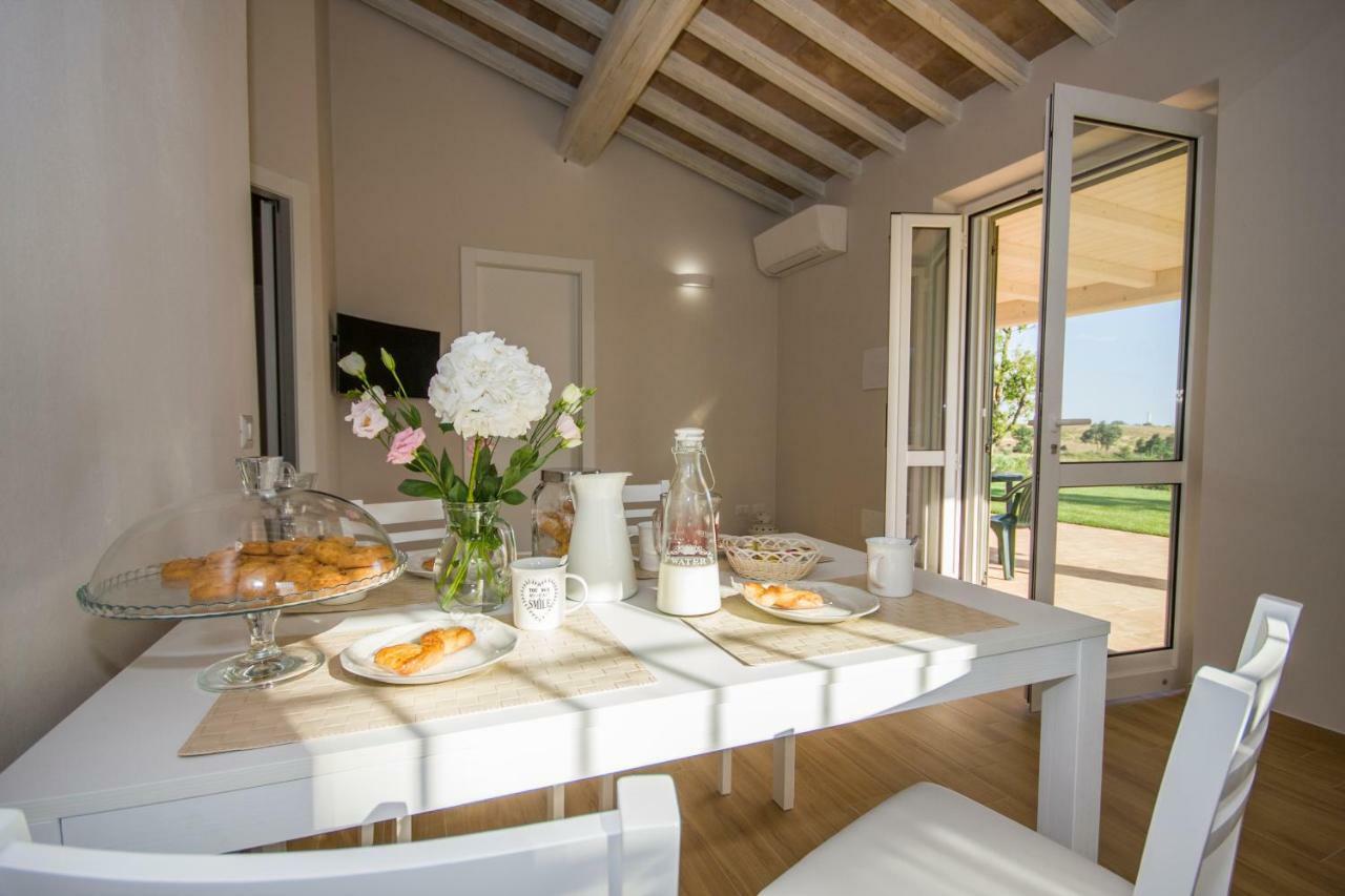Agriturismo Il Mirto เปชชาโรมานา ภายนอก รูปภาพ
