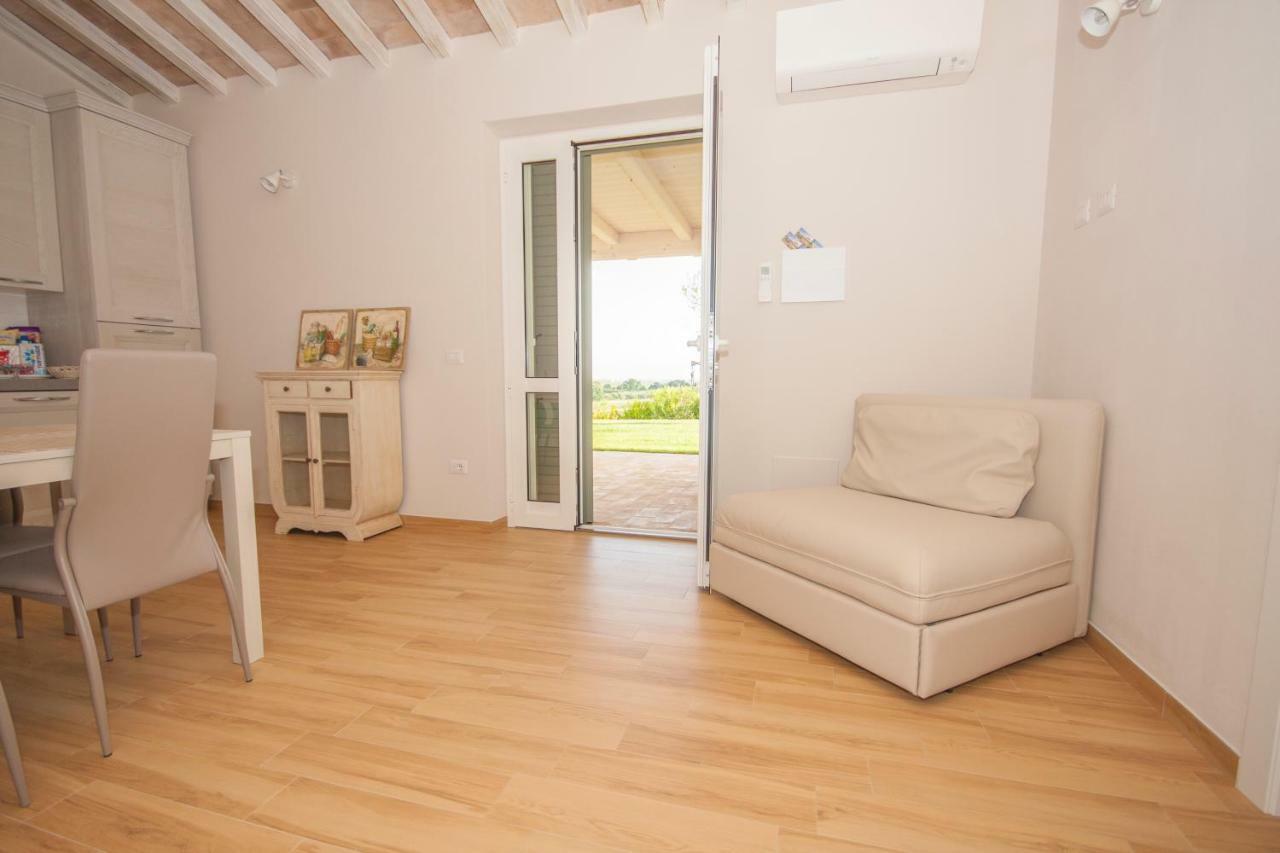 Agriturismo Il Mirto เปชชาโรมานา ภายนอก รูปภาพ
